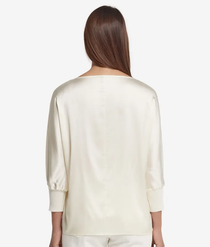 Blusa girocollo in seta