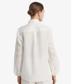 Camicia ricamata in lino