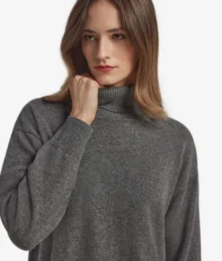 Dolcevita con spacchi in Cashmere Ultrasoft