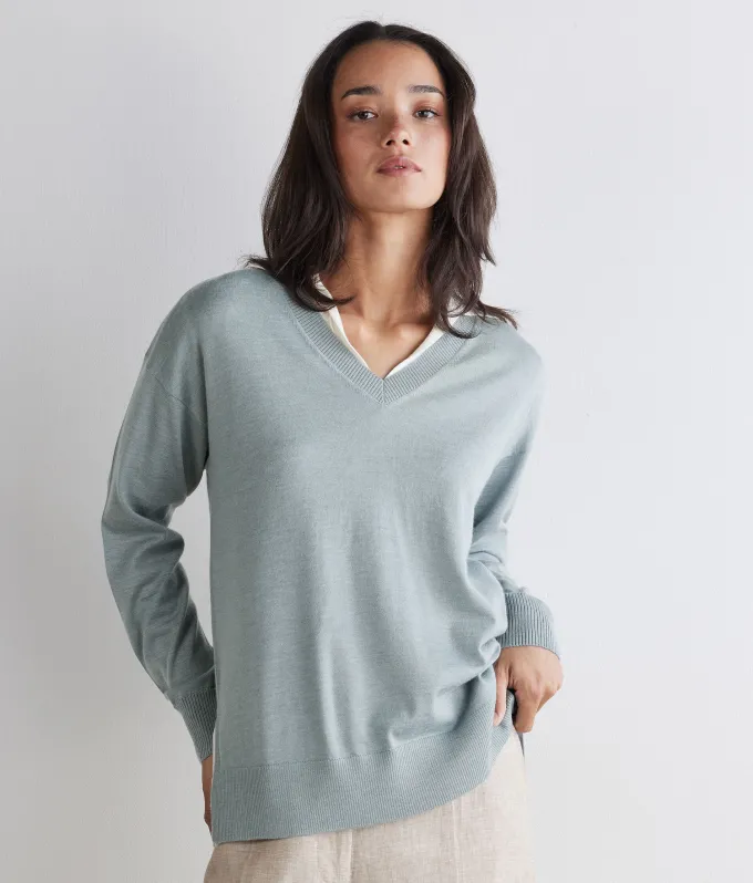 Maglia con scollo a V e spacchi in Cashmere Ultrafine