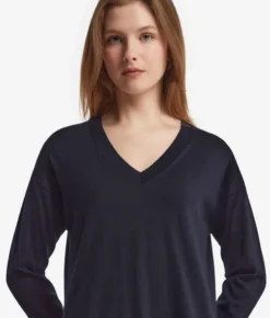 Maglia con scollo a V e spacchi in Cashmere Ultrafine
