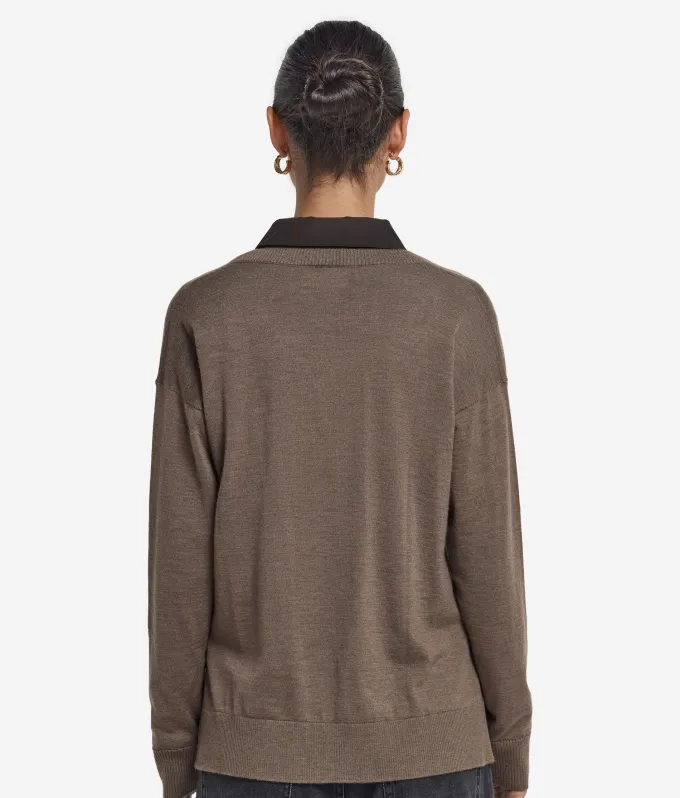 Maglia con scollo a V e spacchi in Cashmere Ultrafine