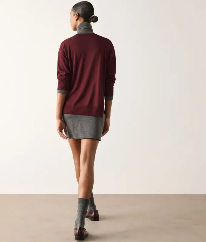 Maglia con scollo a V e spacchi in Cashmere Ultrafine