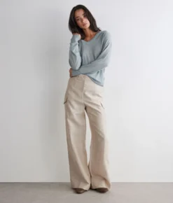 Maglia scollo a V in Cashmere Airfine
