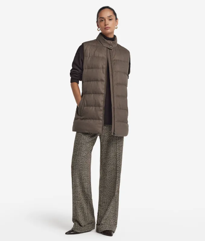 Piumino smanicato in seta e cashmere