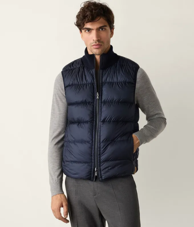 Piumino smanicato reversibile coste frisee in cashmere