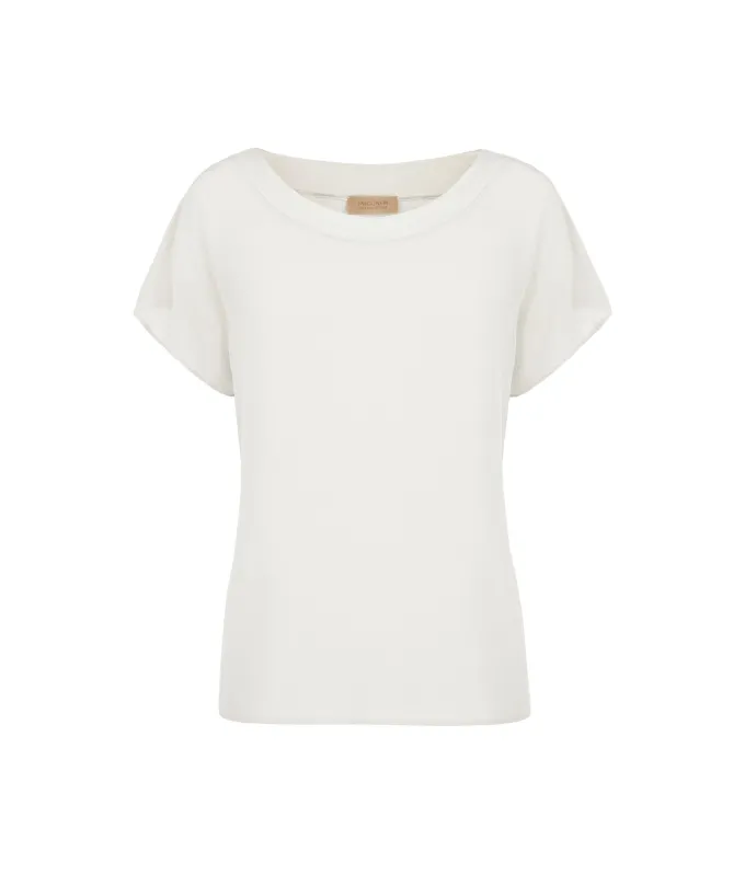 T-shirt con scollo a barchetta in seta e modal