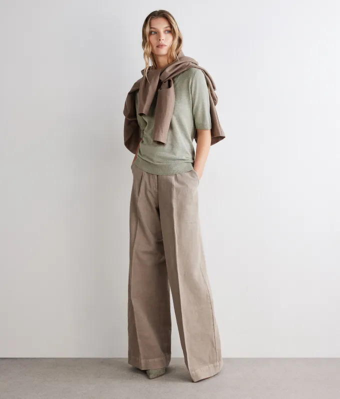 T-shirt con scollo a V in lino e cotone