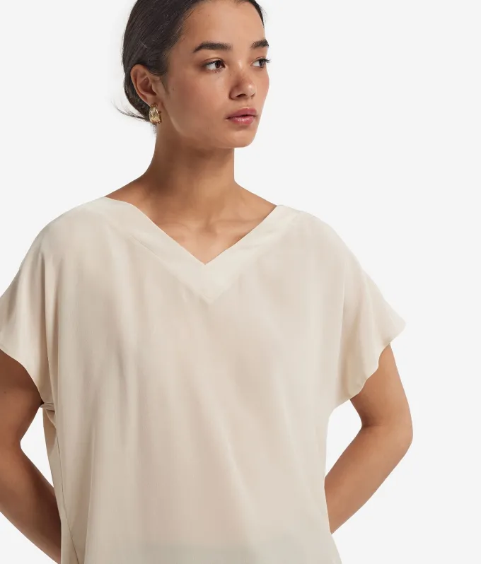 T-Shirt con scollo a V in seta e modal